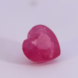 Spinelle coeur 2,25 cts 1628 € droite