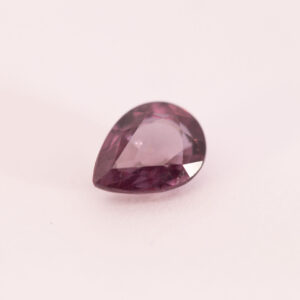 Grenat change color 0,88 ct